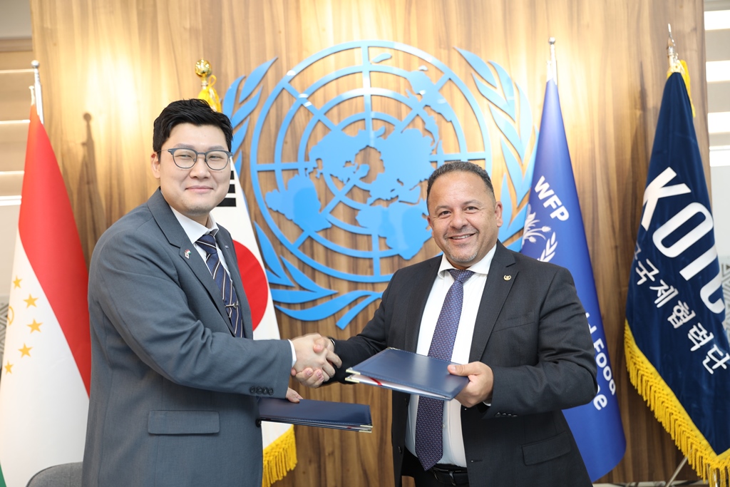 Photo of Shri. Minyoung Jeong